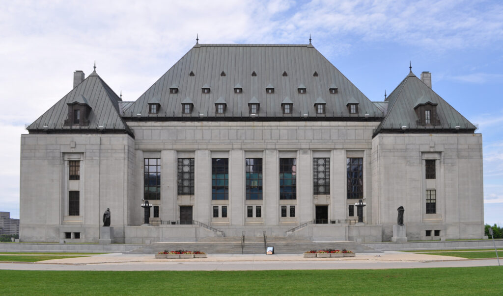 Supreme_court_of_Canada_in_summer Supreme_court_of_Canada_in_summer